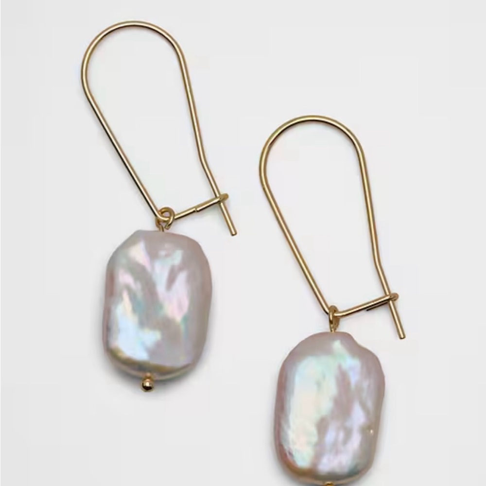 Banana Republic Gold and Iridescent Pearl Earrings